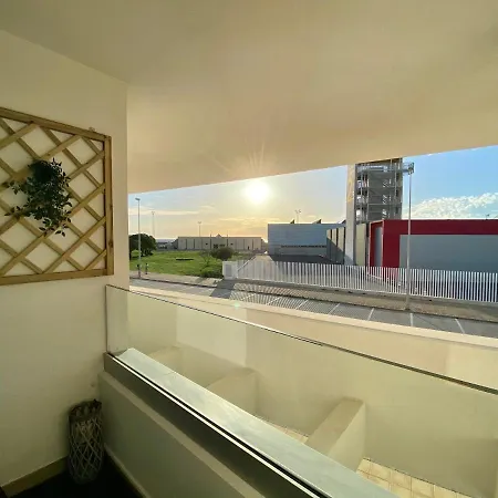 Cozy House - Modern, Pool, Parking, Wifi, * タリファ