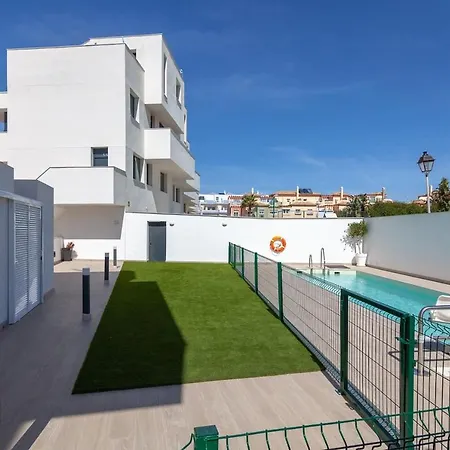 アパート Cozy House - Modern, Pool, Parking, Wifi, *